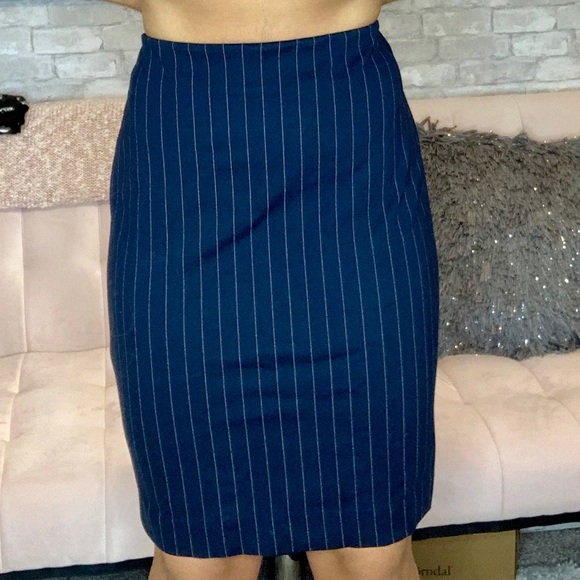 Blue pin striped skirt - Picture 1 of 1